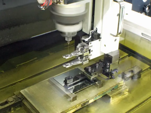Makino EDAF2