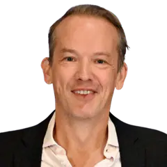 Raphael Roettgen