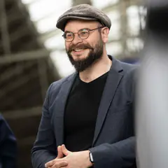 Simon Schlegel
